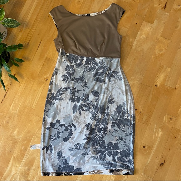 Connected Apparel Cap Sleeve Mock Wrap Dress gray leaf - Picture 3 of 16